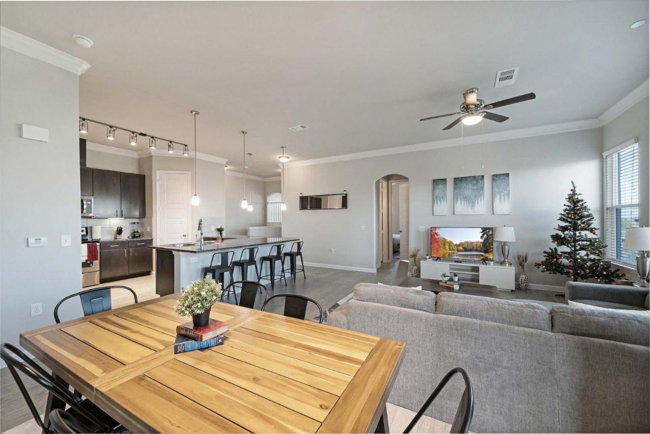 Luxury Townhomes - Evonify Stays Austin Luaran gambar