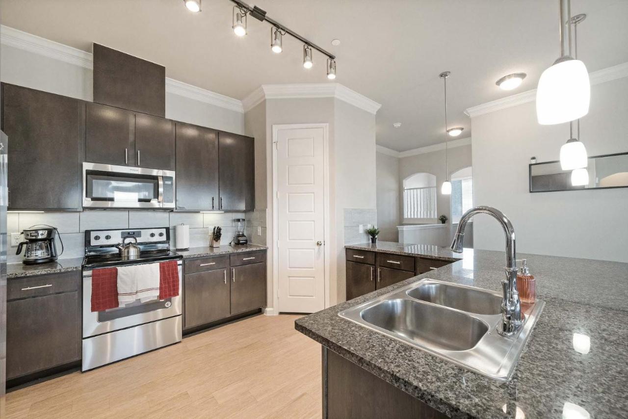 Luxury Townhomes - Evonify Stays Austin Luaran gambar