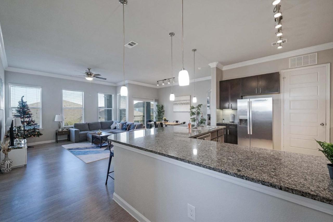 Luxury Townhomes - Evonify Stays Austin Luaran gambar